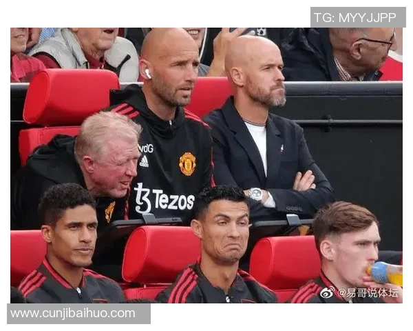 欧足球教练的战术智慧与团队管理艺术探讨